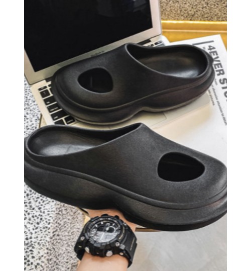 LW Round Toe Slippers