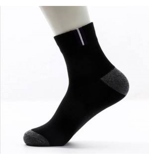 OEM Fashion White Black Cotton Quarter Sports Socks Jacquard Custom Logo Crew Sport Men Socks